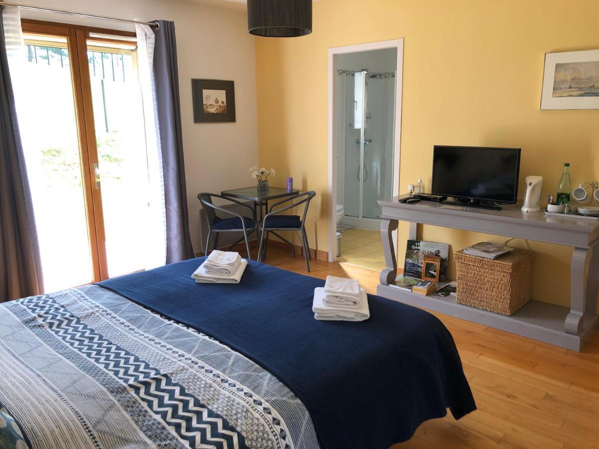 Aux Trois Muriers Villeneuve-sur-Lot Dış mekan fotoğraf